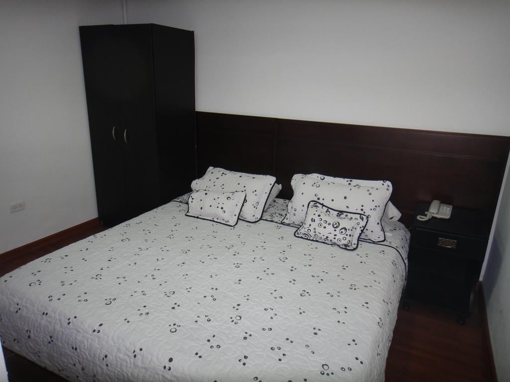 Hotel Embassy Park Bogota Bilik gambar