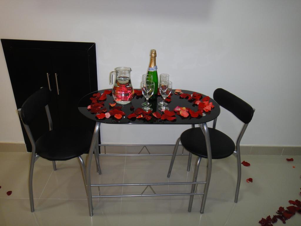 Hotel Embassy Park Bogota Luaran gambar